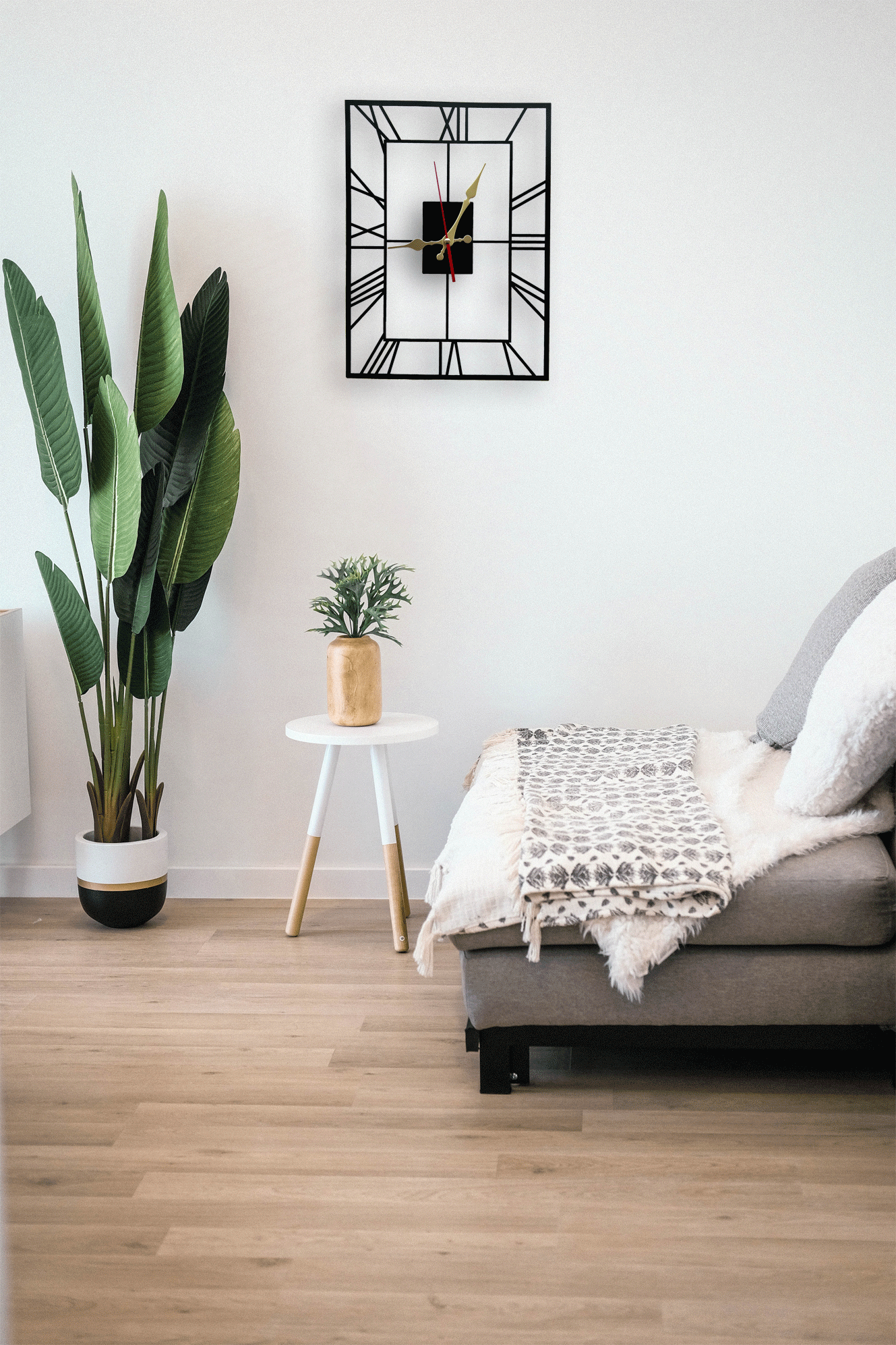 rectangle latin Black Clock-TM 022BL