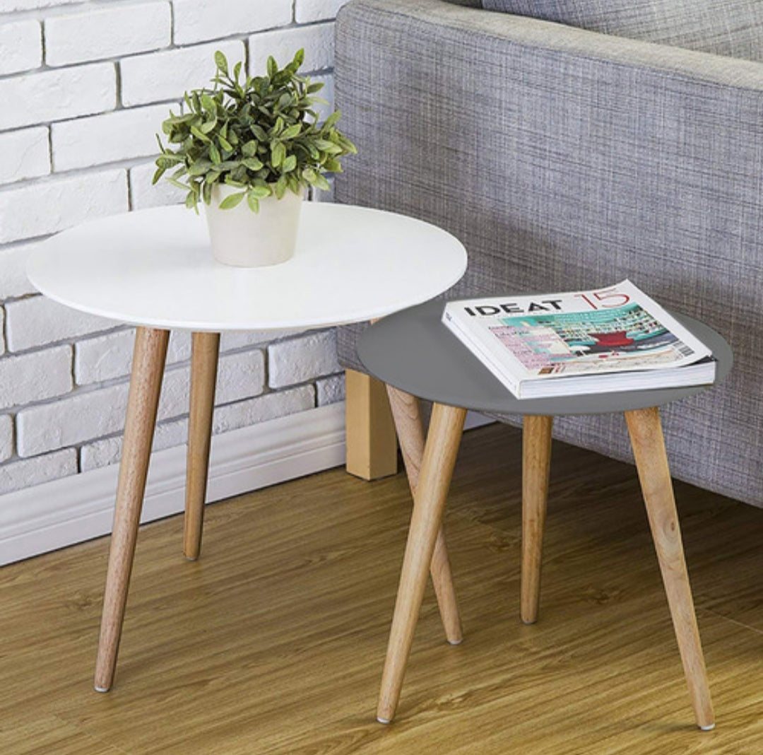 White and gray round side table set