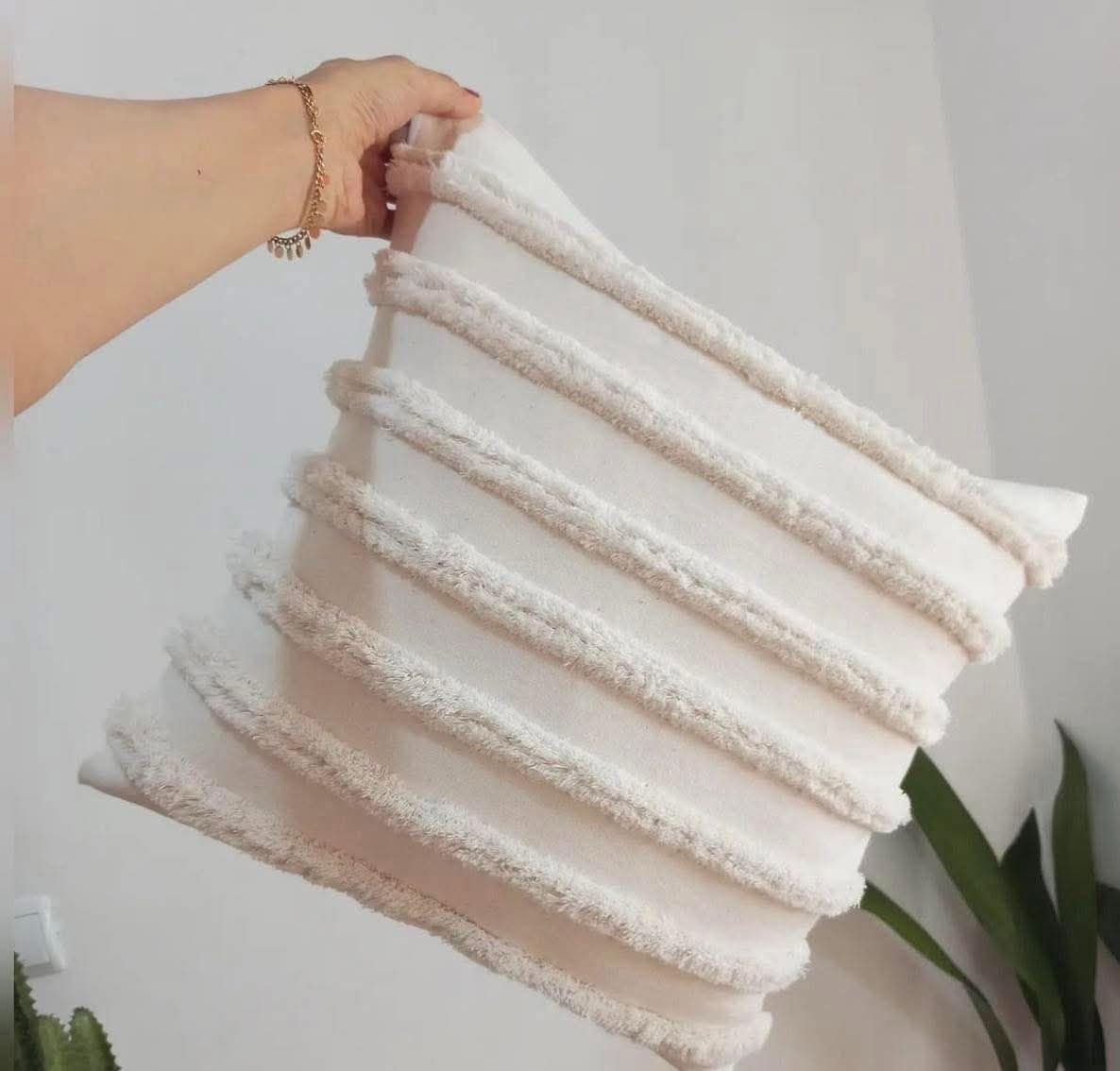 Handmade wool cushion-S438