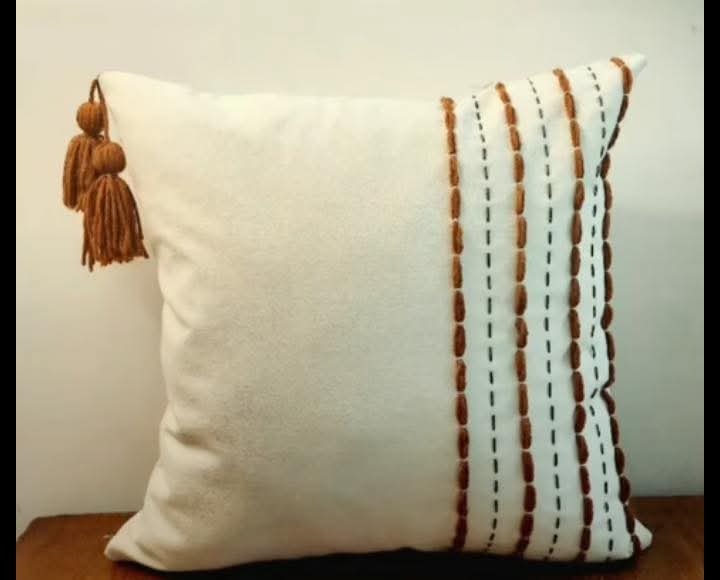 Handmade wool cushion-S439