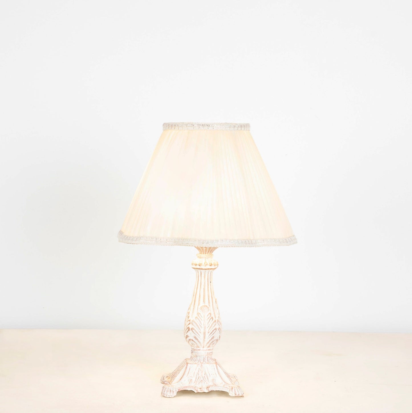 Table Lamp-Ta_Ne_Cl_057