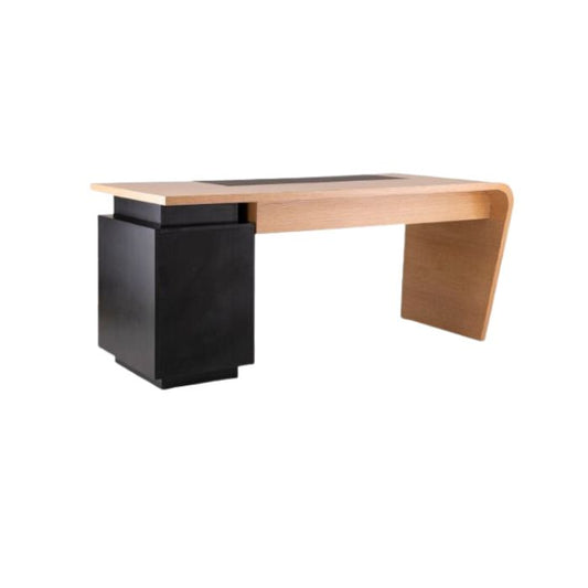 Arrow Desk