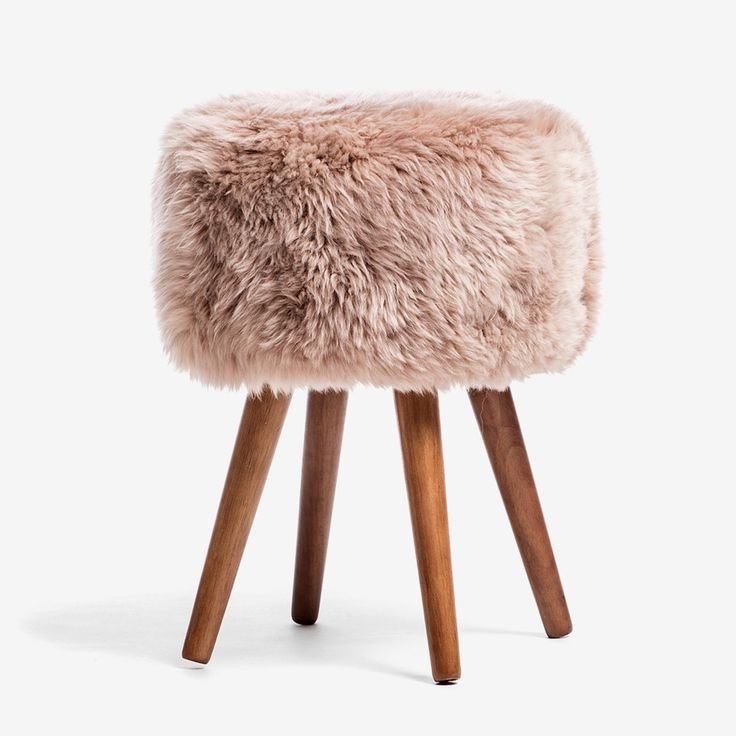 Fur Chair - A&Z.4